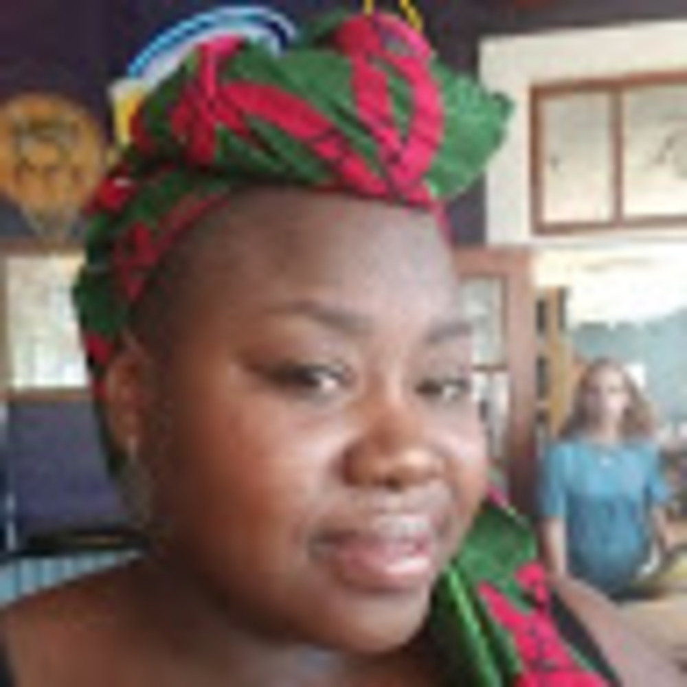 Meet your Posher, Stacy